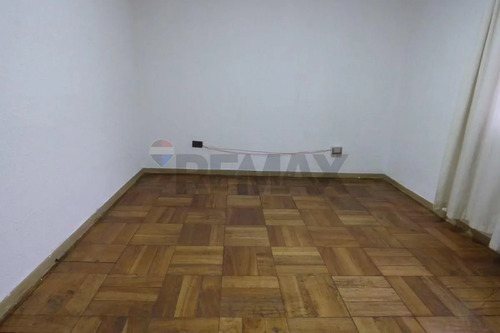 Arriendo Amplia Casa Ñuñoa 6d4b