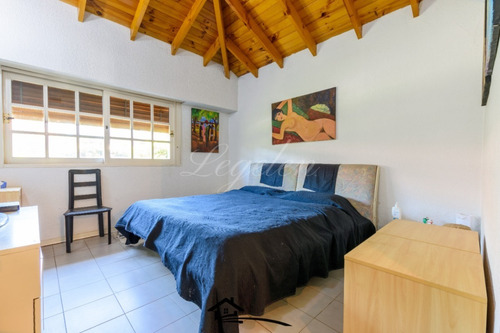Imagen 10 de 13 de Casa En Venta En Barrio El Venado.