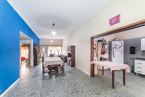 Casa 3 Amb Patio, Terraza, Cochera Isidro Casanova