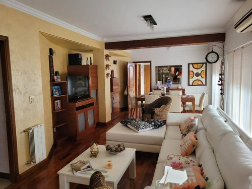Imagen 2 de 14 de Piso En Venta En Quilmes Centro