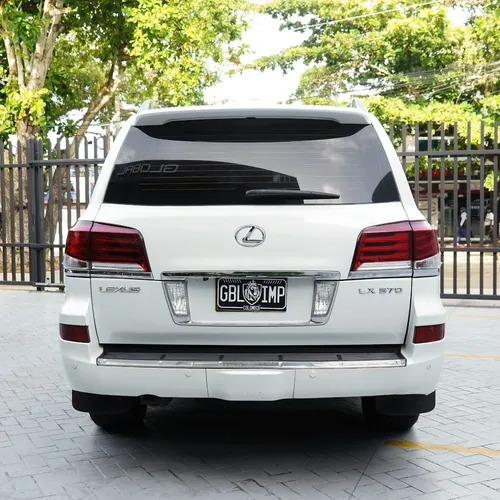 Lexus LX 5.7 570