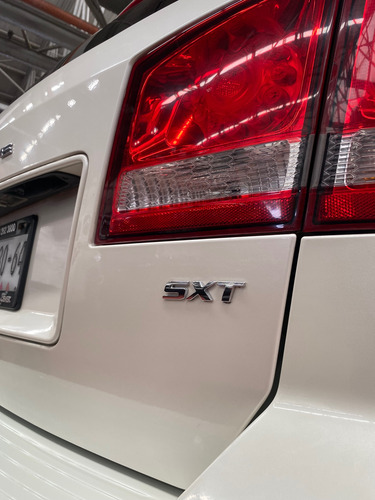 Dodge Journey 2.4 Sxt 7 Pasajeros At