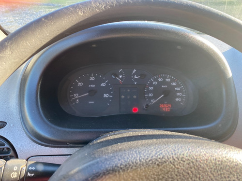 Renault Master Furgon Corto 2005