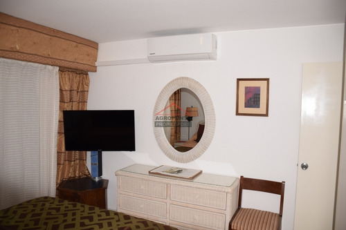 Apartamento Muy Cómodo En Alquiler De Temporada - Ref: 4979