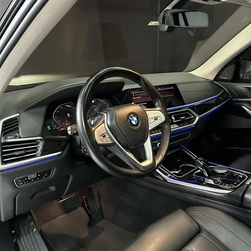 BMW X7 3.0 Xdrive 40i Pure Excelence