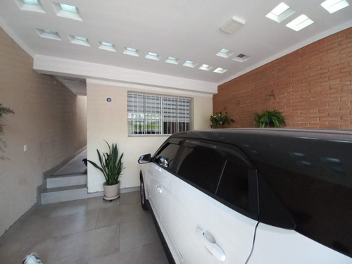 Imagem 7 de 30 de Sobrado + Edícula Total 03 Quartos, 02 Salas, 02 Cozinhas, Espaço Gourmet, 02 Vagas Cobertas À Venda, 169 M² - Vila Camilópolis - Santo André/sp - So0470