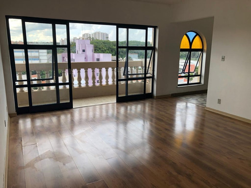 Apartamento Com 3 Dormitórios Para Alugar, 187 M² Por R$ 2.052,00/mês - Centro - Valinhos/sp - Ap0050