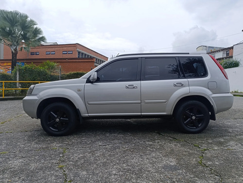 Nissan X-Trail 2.5