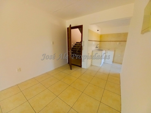 Imagen 7 de 16 de En Venta Apartamento De Dos Dormitorios En Colonia Del Sacramento