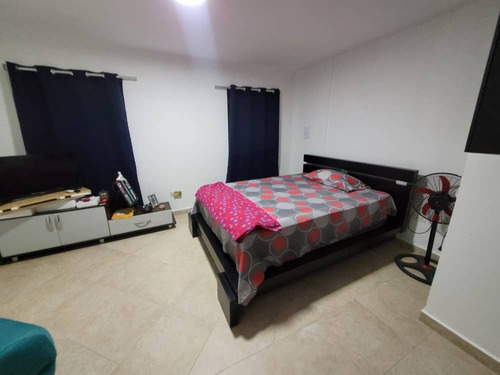 Townhouse En Venta En Urbanización Tazajal, Res. Villa Florencia