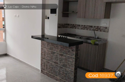 Apartamento En Arriendo En Divino Niño. Cod A16937