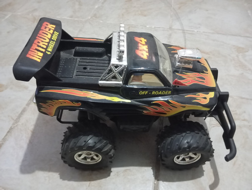 Juguete Radio Shack Intrunder 4x4 Sin Control Remoto Camioneta Todoterreno Negro (Usado)