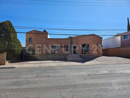 Casa En Venta En Col. Quintas Del Sol Chihuahua, Chih.