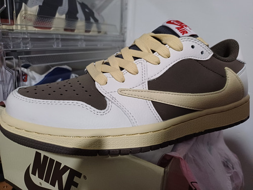 Jordan 1 Low Travis Reverse Mocha G5 Caja Y Cubrepolvo (Usado)