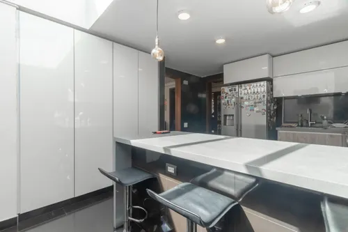 Casa En Venta En Gratamira. Cod V14097