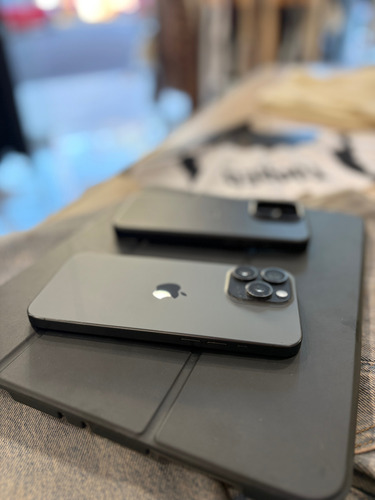 Iphone 15 Pro Max 256gb - Black Titanio Negro (Usado)