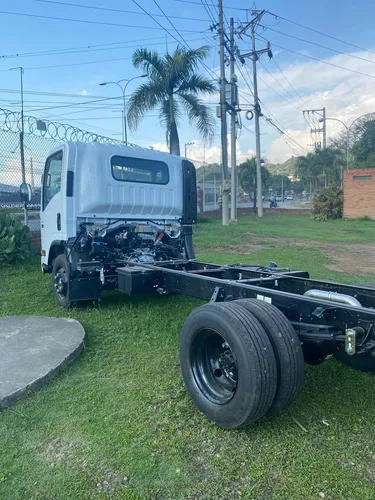 Chevrolet Isuzu Npr Reward