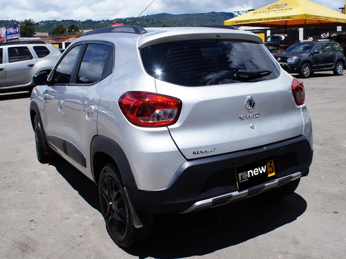 Renault Kwid Outsider Mt