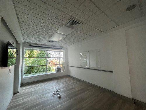 144m2 Habilitada Nororiente Semiamoblada Impecable