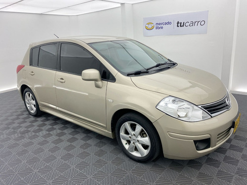 Imagen 11 de 20 de Nissan Tiida Hb Automatico 1.8