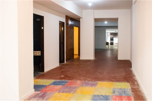 Imagen 12 de 30 de Local Comercial,fte,monserrat,225 M2,patio