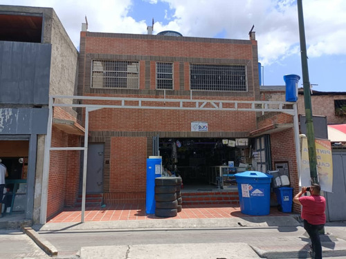 Venta De Local Y Fondo De Comercio Ferreteria Y Venta De Diversos Articulos Ubicado En La Av Nueva Granada Yc
