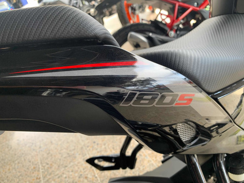 Benelli 180 S