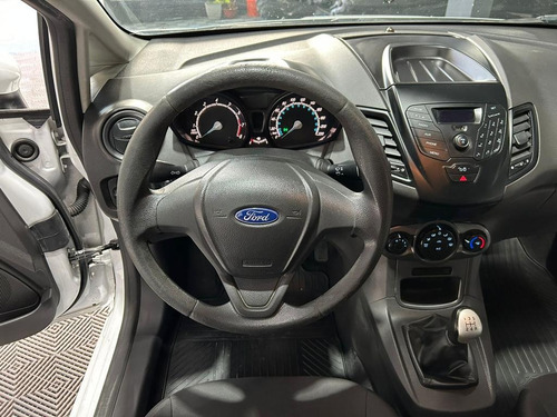 Ford Fiesta Kinetic Design 1.6 S 120cv 2015