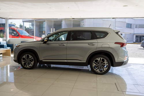 Hyundai Santa Fe Limited Tech 2.0 L