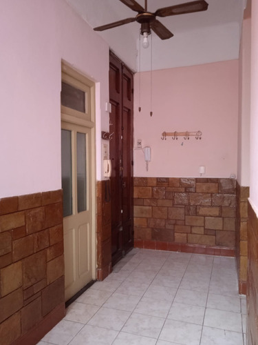 Imagen 5 de 9 de Inmobiliaria Rias Altas Vende Apartamento Interior En Buena Ubicación Apto Para Banco !!!