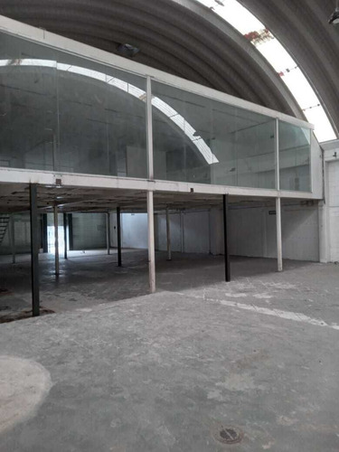 Excelente Local Comercial 525m2 En San Pedro De Los Pinos
