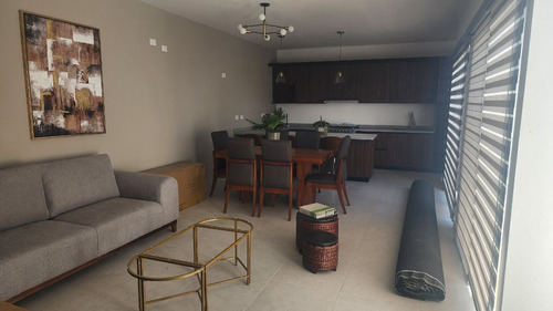 Casas En Venta En Hacienda Carlota, 4ta Recamara En Pb, Jardín, Lujo !