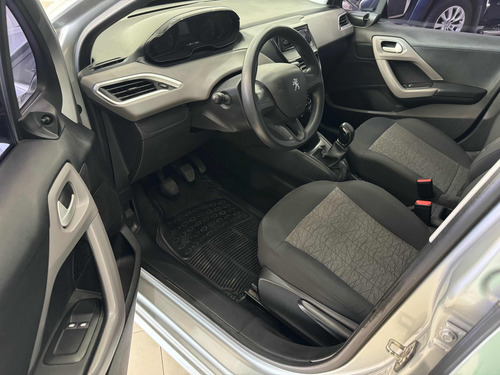 Peugeot 208 1.6 Active