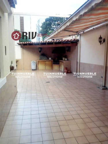 En Venta Casa Ubicada En La Urbanización Las Acacias