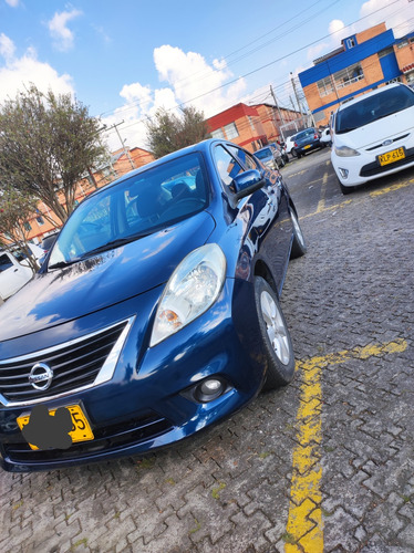 Nissan Versa 1.6 Advance