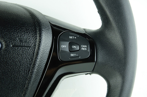 Imagem 2 de 7 de Volante Ford Titanium Comando De Som Led Preto Ka Eco Fiesta