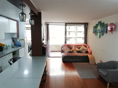 Imagen 2 de 16 de Departamento En Arriendo De 2 Dorm. En Las Condes