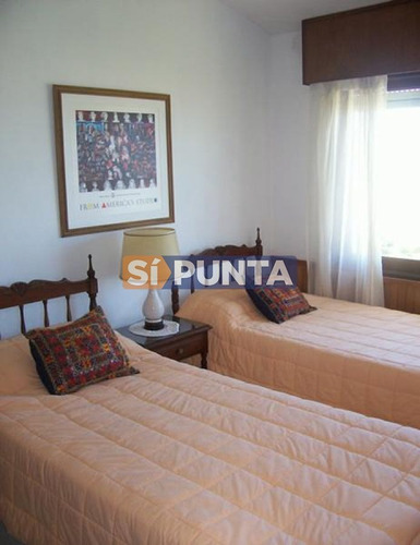 Imagen 7 de 11 de Casa En Manantiales En Alquiler