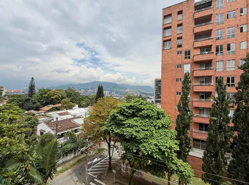 Apartaestudio En Venta En La Aguacatala El Poblado