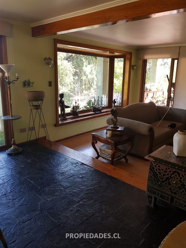 Casa En Venta De 5 Dormitorios En El Arrayán