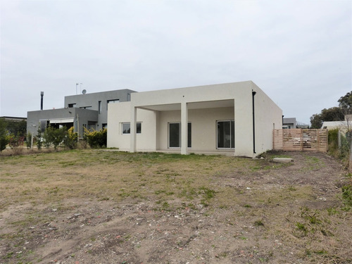Imagen 30 de 30 de Casa En Venta Ubicado En Santa Guadalupe, Pilar Del Este, G.b.a. Zona Norte