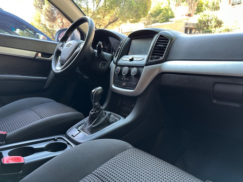 Imagen 9 de 9 de Chevrolet Captiva Ls 2.4 (l17) Impecable