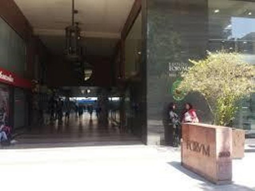 Arriendo Bodega Independiente En Edificio Forum