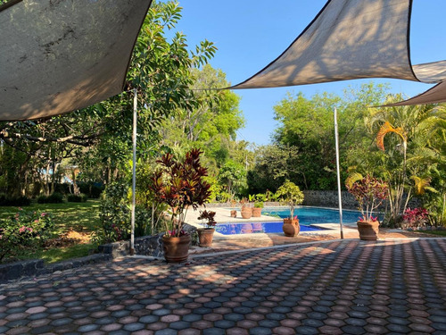 Casa En Condominio Campestre, Lomas De Jiutepec, Morelos