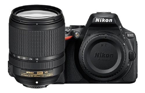 Nikon D5600 + Lente 18-140mm 