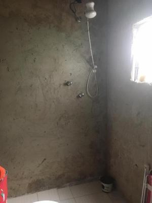 Imagem 2 de 9 de Casa Inacabada À Venda Com 2 Quartos Em Itanhaém.