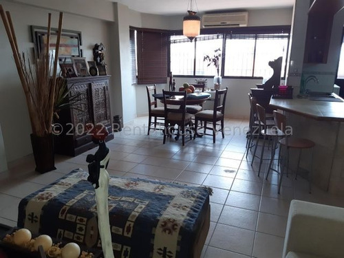 Imagen 11 de 30 de Apartamentos En Venta Este De Barquisimeto, Cod # 23-8881 Excelente Ubicación, Negociable! Mas Información Comunícate 412-1498654 Katty Vasquez Rentahouse. Moderno, Oportunidad, Conservado, Amplio !!