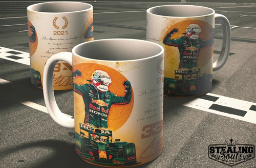 Imagen 2 de 3 de Taza Fierrera - Max Verstappen #12 | World Champion Edition
