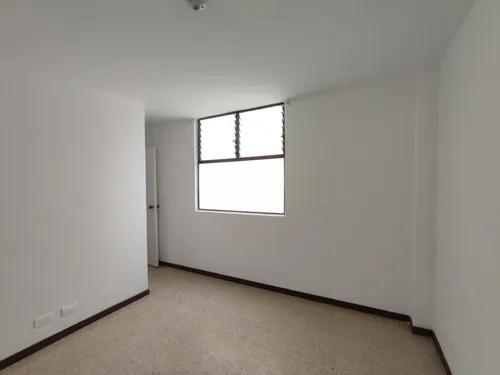 Apartamento En Venta En Calasanz. Cod V2741