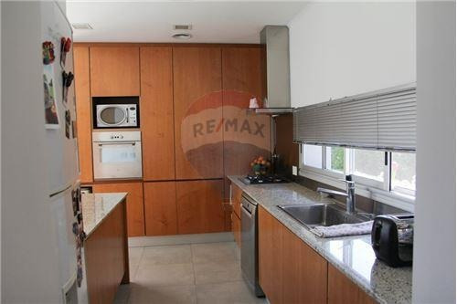 Casa En Venta En Lomas De City Bell